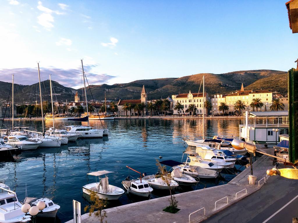Apartments Feral Trogir Exterior photo